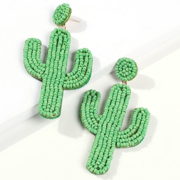 Boutique Jewelry - FINAL PRICE Green Cactus Drop Earrings